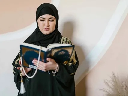 Female Quran Teachers