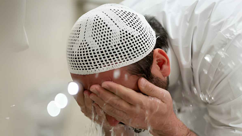 A Simple Ritual That Carries the Weight of Your Sins Away